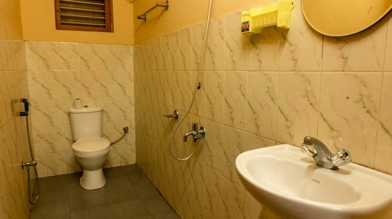Aramana Holiday Inn Alappuzha Dış mekan fotoğraf